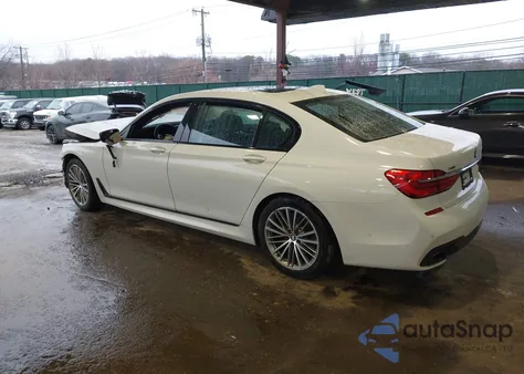 2017 BMW Alpina B7 xDrive из США, поврежденный, VIN WBA7F2C57HG421486